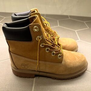 Timberland premium women’s waterproof boots.